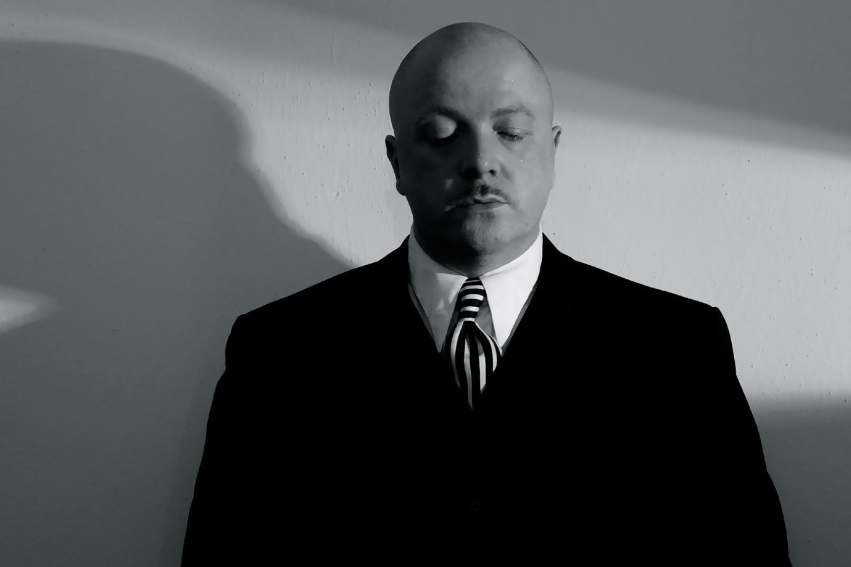 VNV Nation