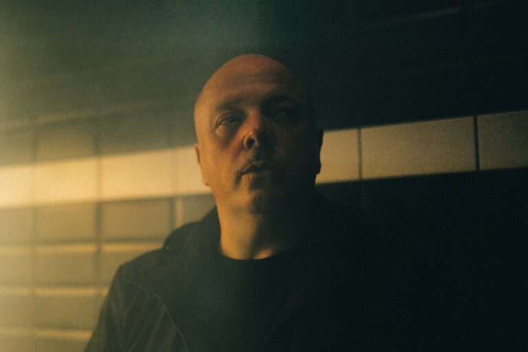 VNV Nation